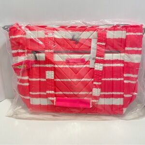 Lug Paddle Tote Bag. NWT. Magenta Stripe